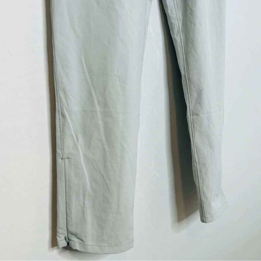 NWT! Outdoor Voices Men’s High Stride Pant in Color: Comet. Size Small.